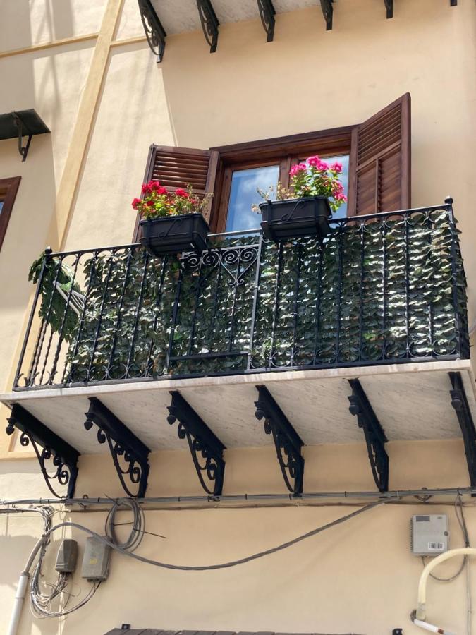 Apartament La Lumaca Kalsa 팔레르모 외부 사진